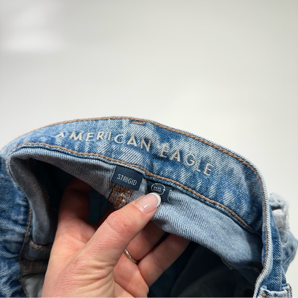 American Eagle Baggy Straight Distressed Jeans Highest Rise Size 4 - Picture 5 of 13